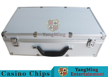ซื้อ 760 ชิ้นชิปโป๊กเกอร์กรณีที่มีการล็อคการรักษาความปลอดภัยง่ายต่อการพกคาสิโนอุปกรณ์เกมอลูมิเนียมรอบชิปกรณีที่มีการจัดการ การผลิตออนไลน์